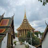ไหว้พระวัดพระพุทธบาทสระบุรี เสริมมงคลชีวิต