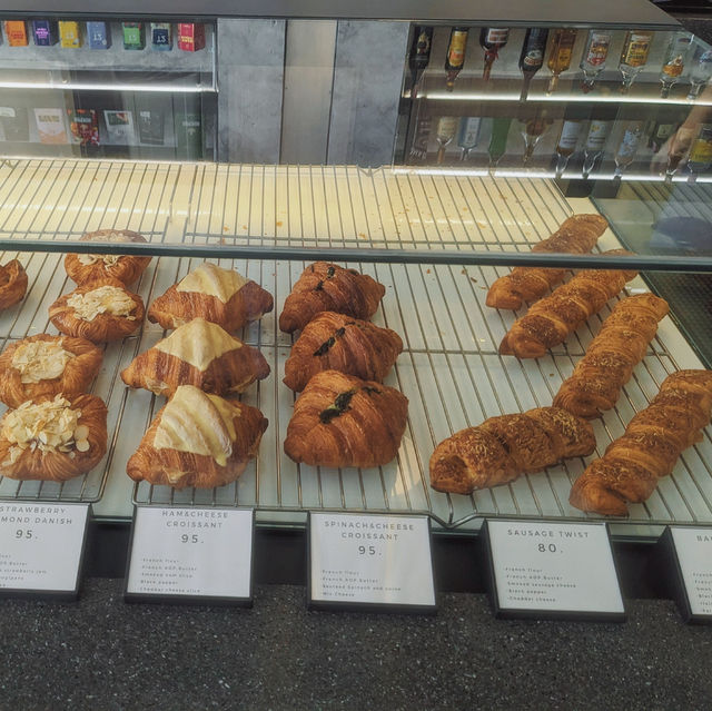115 Bakehouse Old Town - คาเฟ่ย่านเมืองเก่าอุบล