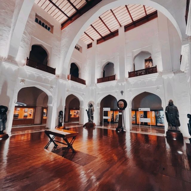 @ THE PESHAWAR MUSEUM.