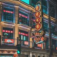 Classic night life of shanghai