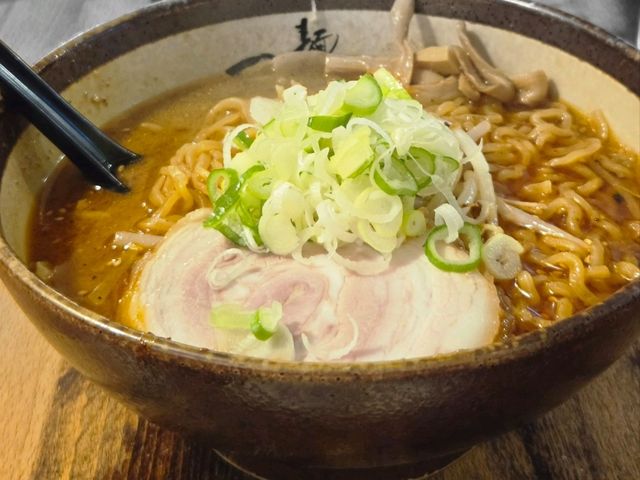 富山で有名ラーメン店