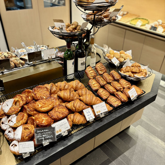 【大阪・北新地】朝食用のパンならここ「夜のベーカリーMAHOROBA 北新地店」