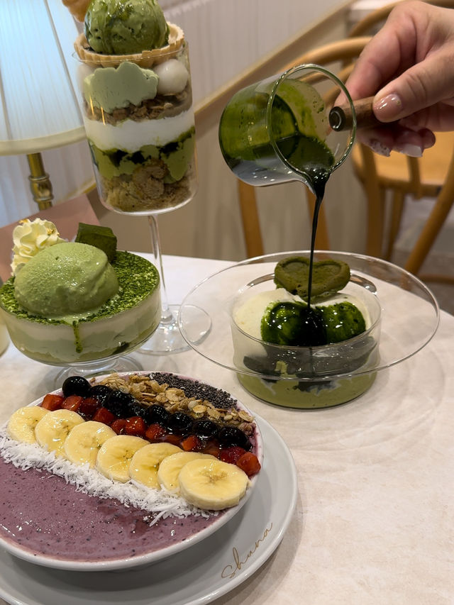【福岡カフェ】人気のアサイーボウルやパフェが食べられる可愛いカフェ♡