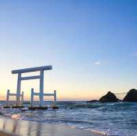 櫻井二見浦，入選「日本海灘百選」與「日本夕陽百選」的絕景景點。