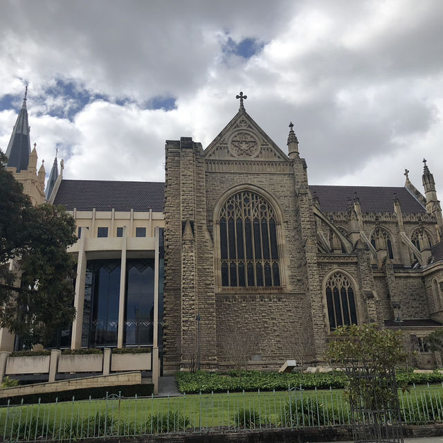 Perth Mint: Where Gold Meets History