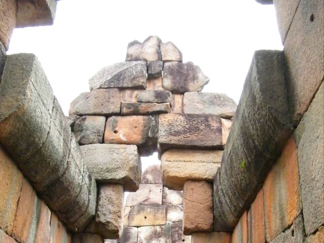 ปราสาทเมืองต่ำ บุรีรัมย์