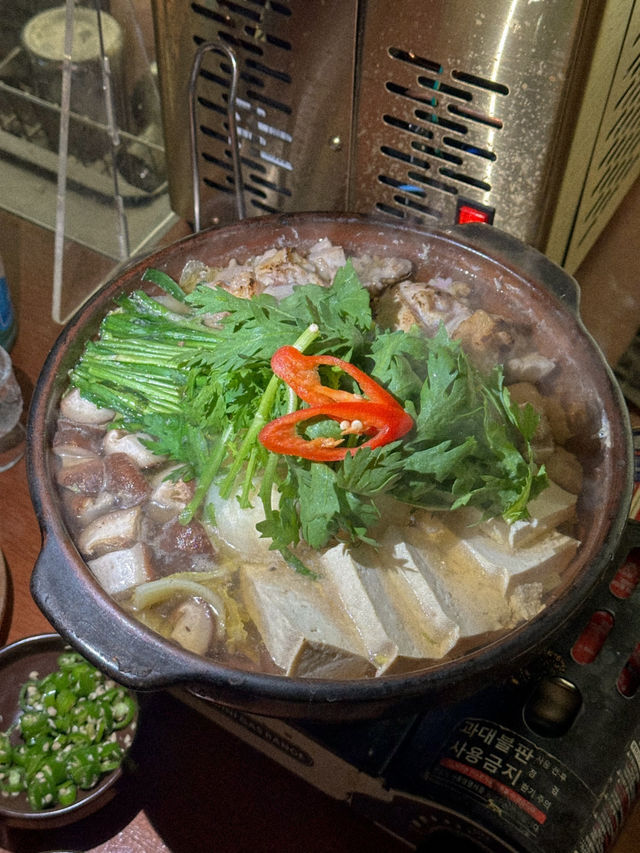 찬바람불 때 생각나는 맑은 닭전골 맛집