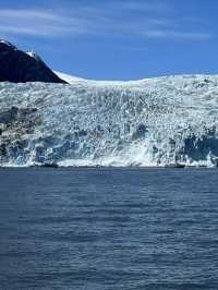 A majestic national park with glaciers!