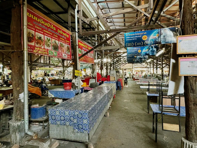 Ming Muang Market