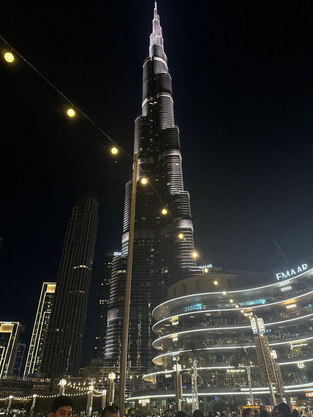 화려한 야경과 다채로운 활동이 공존하는 두바이 마리나 워크 🇦🇪