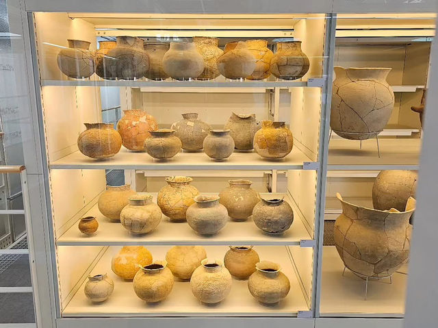 대한민국 충청남도 국립 공주 박물관 충청권역 수장고 입니다.