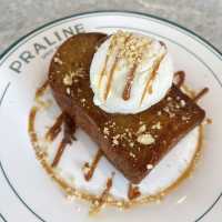  Praline ราชพฤกษ์ – คาเฟ่สวย อาหารอร่อย