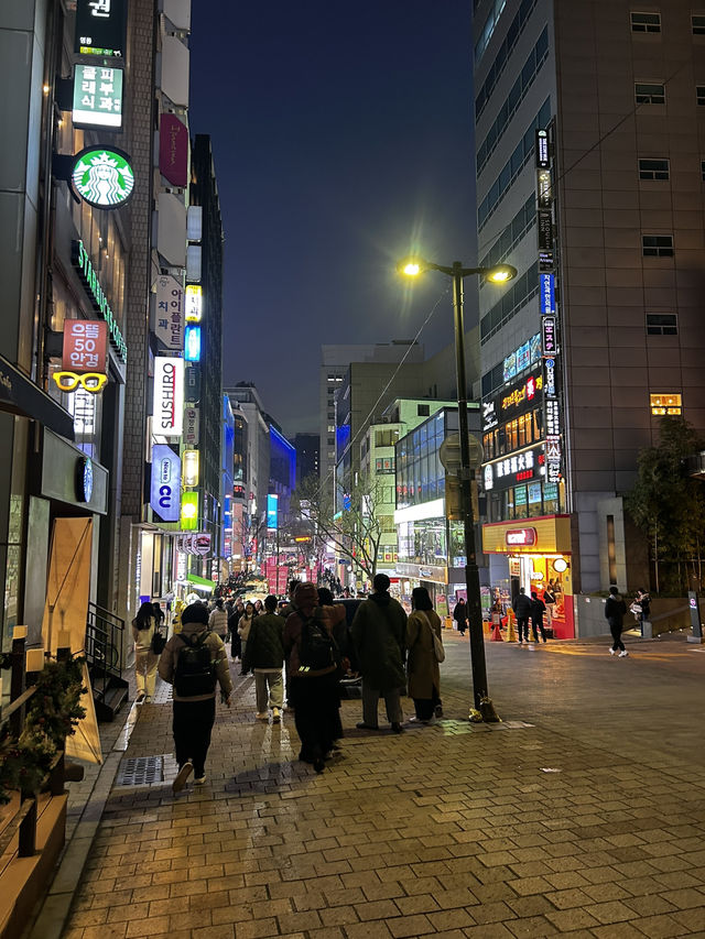 1898년 완공된 한국 최초의 벽돌 교회 명동대성당🇰🇷