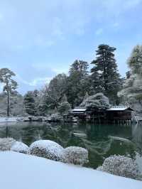【金沢】幻想的な雪景色の兼六園