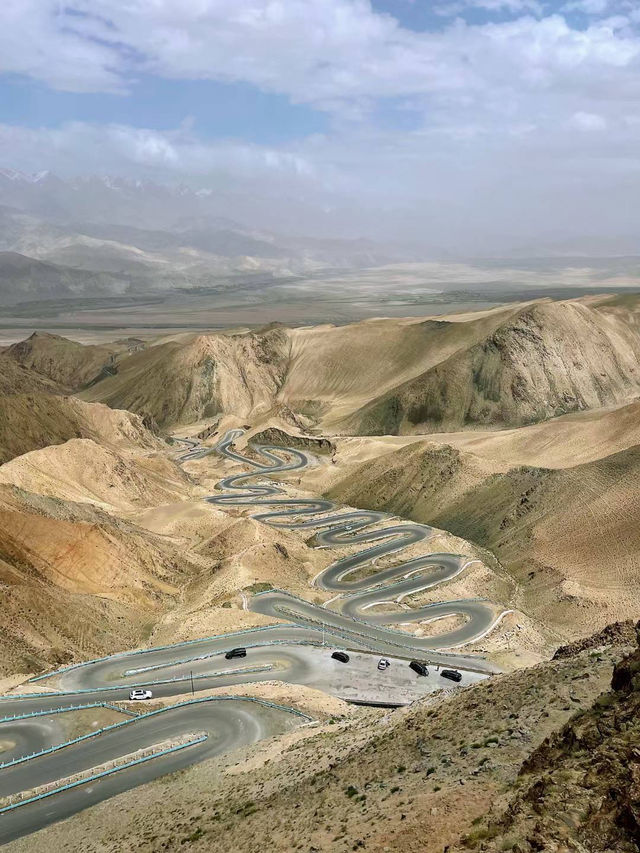 Driving the Karakoram Highway: Kashgar to Tashkurgan 🚗🏜️ 