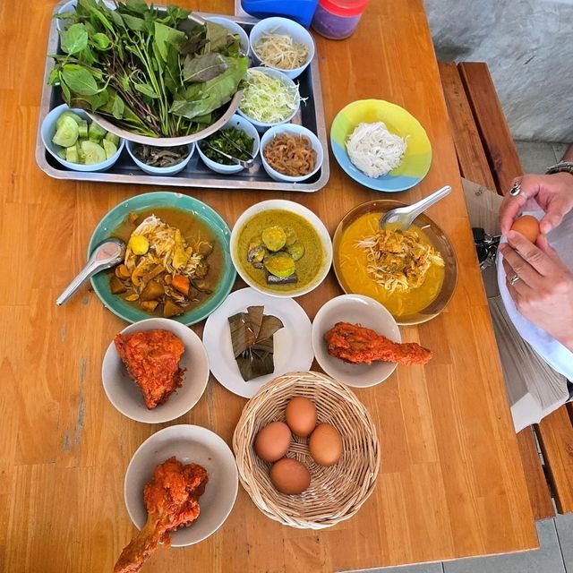 ขนมจีนสะพานหิน ภูเก็ต
