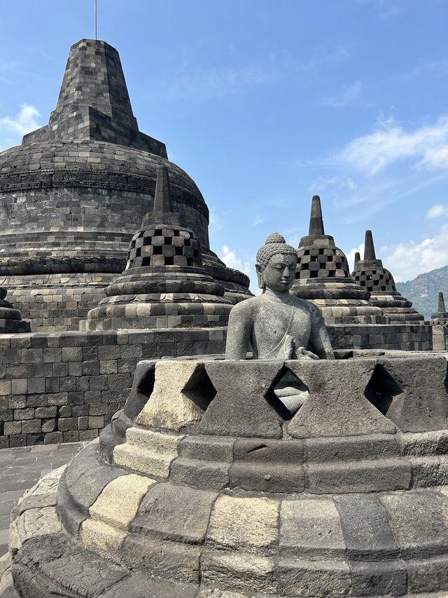 【ジョグジャカルタ】ボロブドゥール寺院の見どころ6選