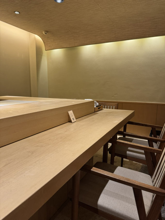 【大阪/北新地】 見た目も美しい季節感あふれる絶品コース 