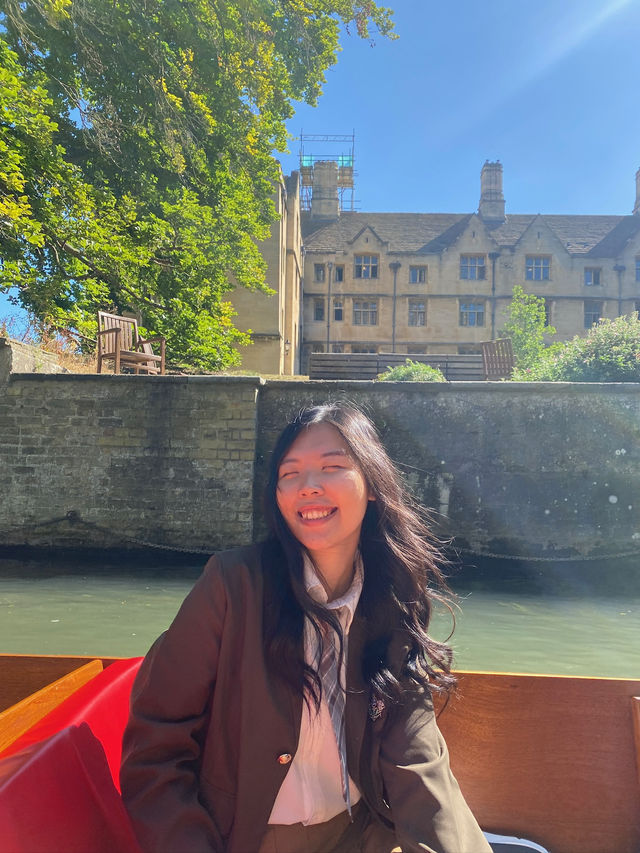 Spring in Cambridge: A Dreamy Riverside Bloom