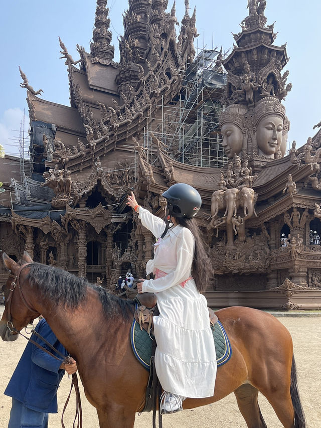 เที่ยวที่ปราสาทสัจธรรม ✨