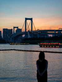 夕方のお台場スナップ 🌇🌉 都会と海が織りなすドラマチックな瞬間