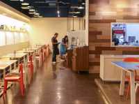 ร้านอาหารสีฟ้า เมเจอร์รัชโยธิน