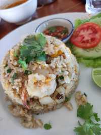 ร้านยุ้งเกลือ บ้านแหลม จ.เพชรบุรี