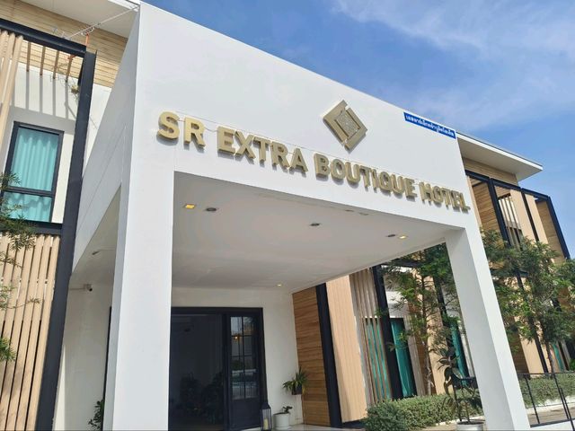 SR Extra Boutique Hotel
