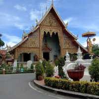 วัดคู่แผ่นดินล้านนา วัดพระสิงห์✨️