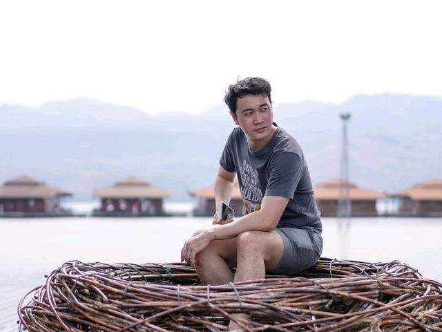 อนันตรา กาญจนบุรี (Ananta River Hills Resort) 