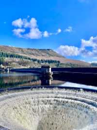 🇬🇧 30 Minutes from Sheffield – A Hidden Hiking & Cycling Gem at Ladybower Reservoir!
