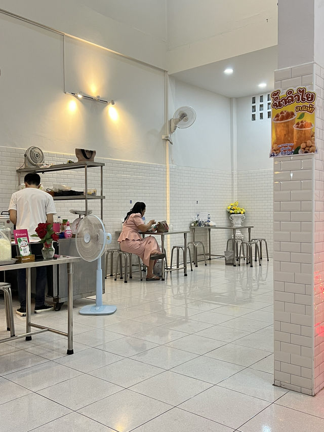 รีวิวร้านข้าวต้มปลาในตำนาน ตรอกข้าวต้มอุดร 😋✨