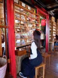 ร้านกาแฟลีไวน์ ในหมู่บ้านรักไทย แม่ฮ่องสอน