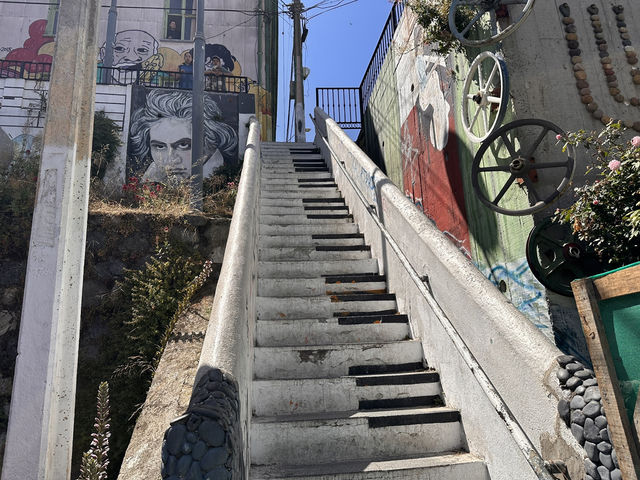 【Valparaíso】坂の街に、色と物語があふれていた。