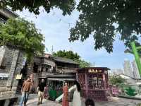 Wandering Through Longmenhao & Xiahaoli — Hidden Charm by the Yangtze