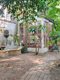 Little Tree Garden Caféลิตเติ้ลทรี คาเฟ่สามพราน