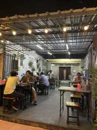 ร้านยำไก่แซ่บก๊ะดา 