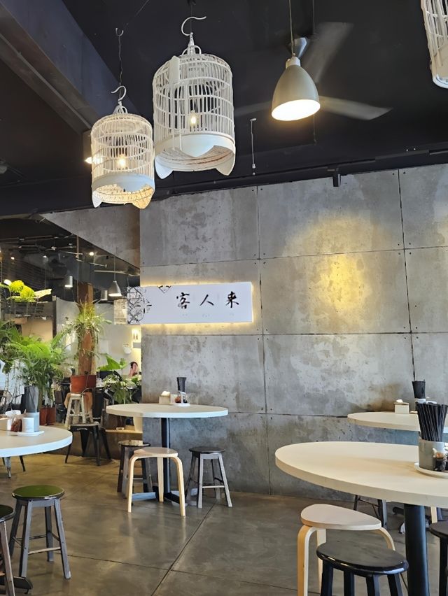 Classic Hakka Flavours in Every Bite