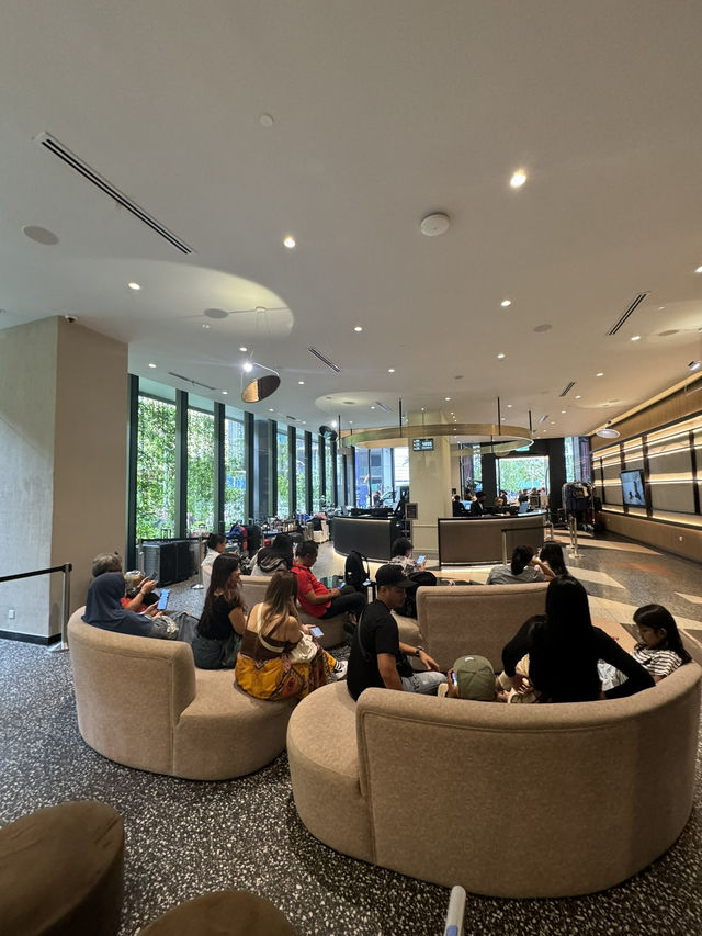 รีวิวโรงแรม Sleeping Lion Suites KL