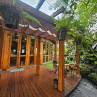 คาเฟ่สุดฟิน ในปั๊มน้ำมัน - FORTY-NINE Coffee House