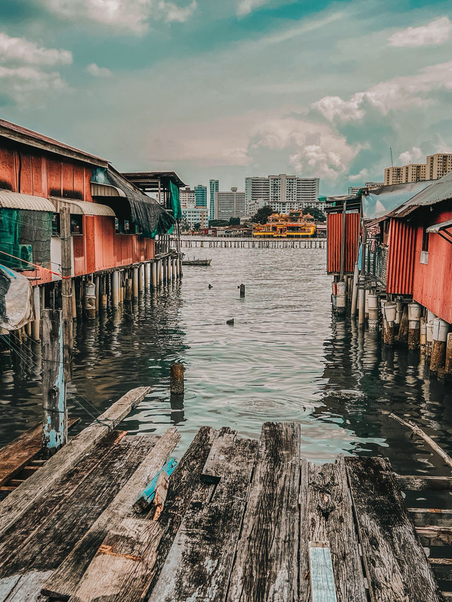 Wooden Planks & Waterfront Charm: A Stroll Through Chew Jetty