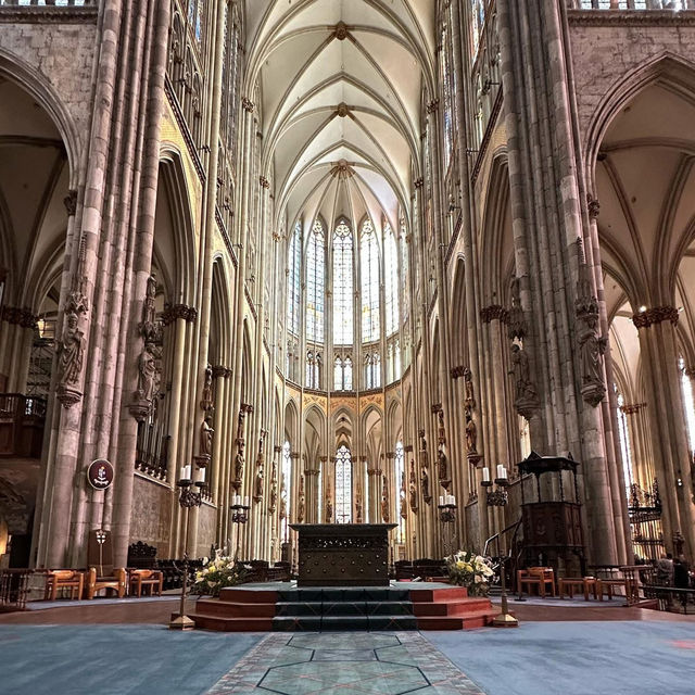 A Summer Visit to Cologne Cathedral: Gothic Grandeur Under the Sun