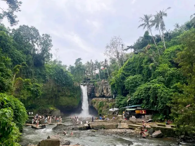 Tegenungan Waterfall 印尼峇里島之旅