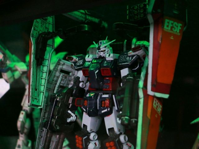 Hand Stand Gundam 