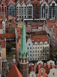 🇵🇱🌊 Europe 🌍 Hidden Gem Alert: Explore Gdańsk on a Budget! 🌊🇵🇱
