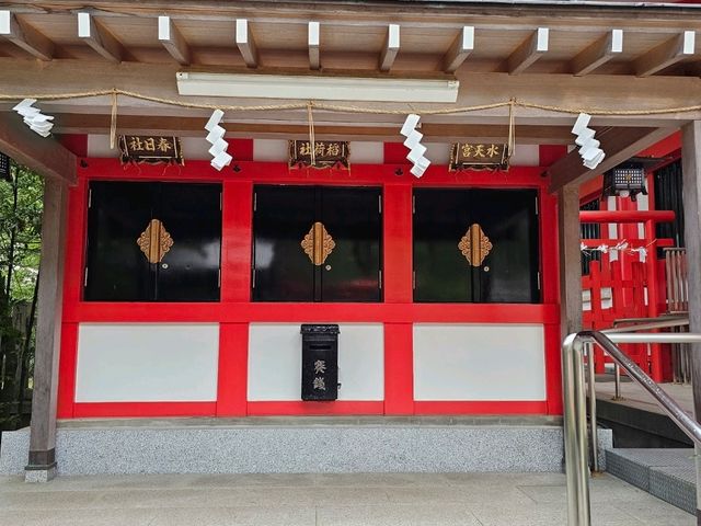 ⛩️ 祈福小徑，富山日枝神社內的三末社巡禮