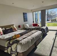 Serene Luxury at Te Anau Marakura: Your Lakeside Escape