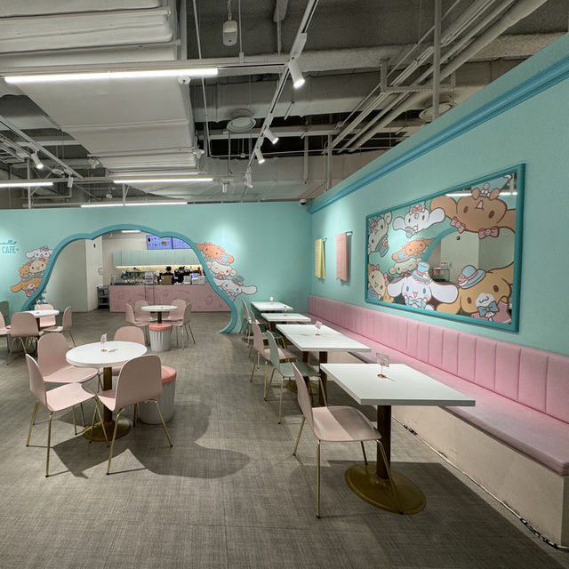 🥐Cinnamoroll Dreams Come True: A Sweet Surprise at Hongdae’s Cutest Cafe