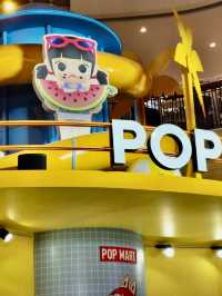 芭達雅｜Central Pattaya POP Mart 泡泡瑪特快閃店一走進就想全包！POP MART Central Pattaya成為收藏控的朝聖地，人手一袋