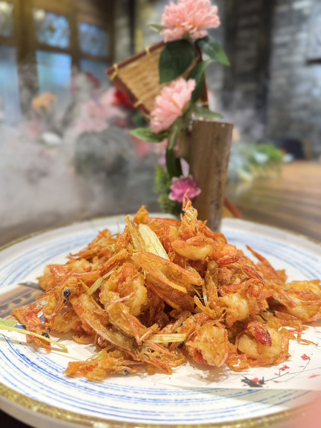 位於三溪村裏面的一家特色在民國碉樓 💕 私房菜 ！閬苑